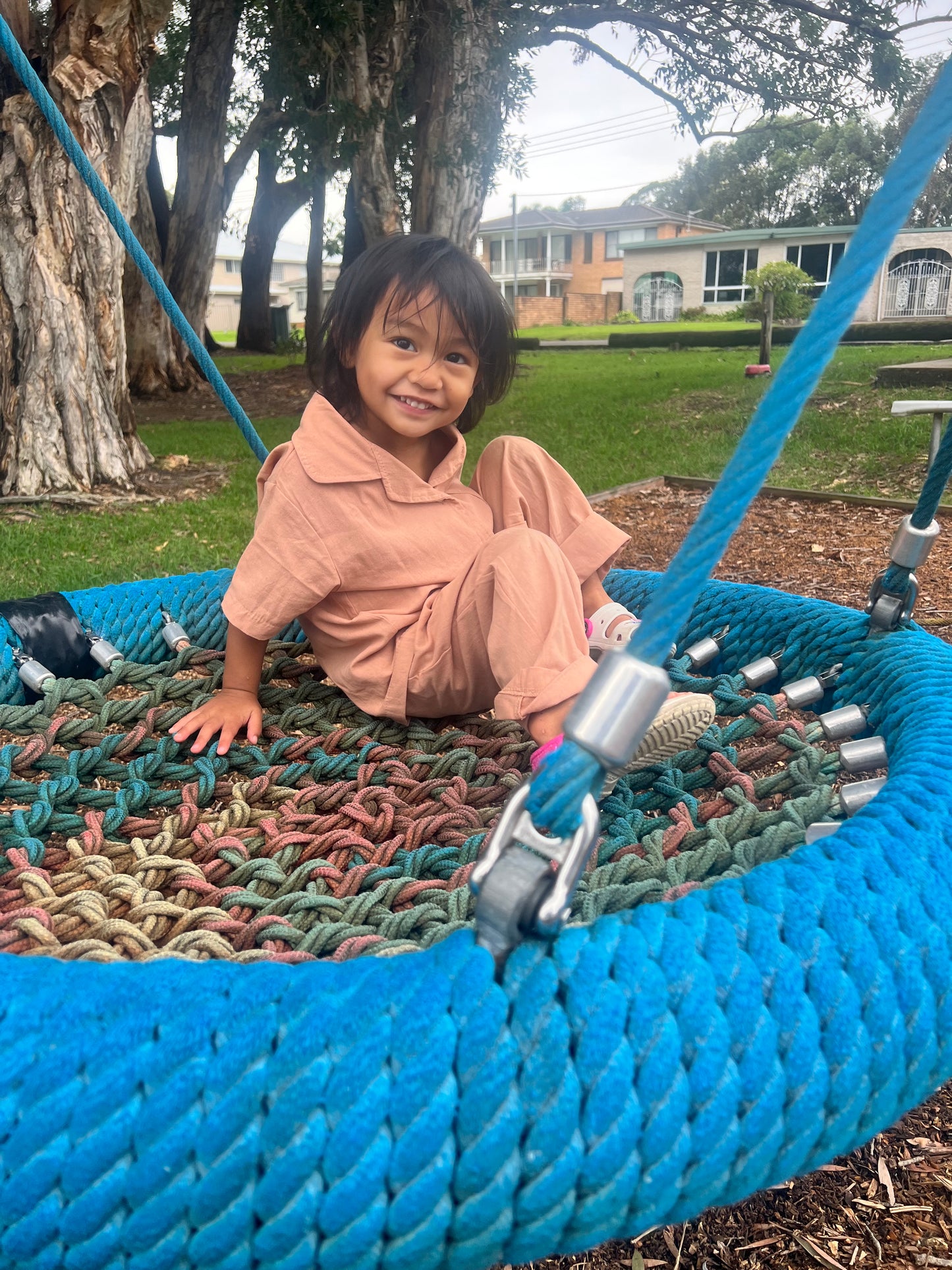 Sunbeam Chases (Tan Shade)