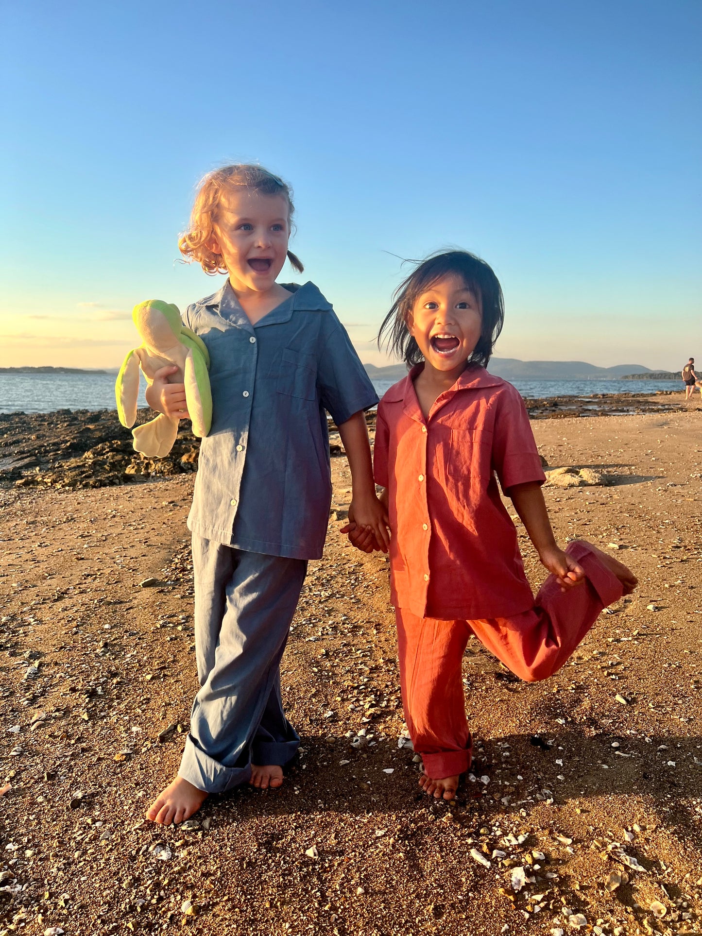 Sky Stretches (French Blue)