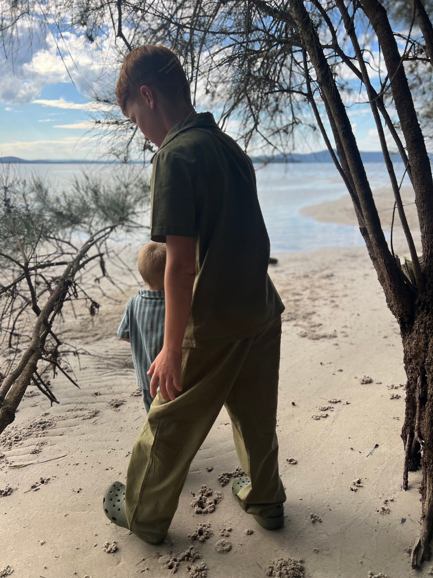 Garden Play (Olive Tone)