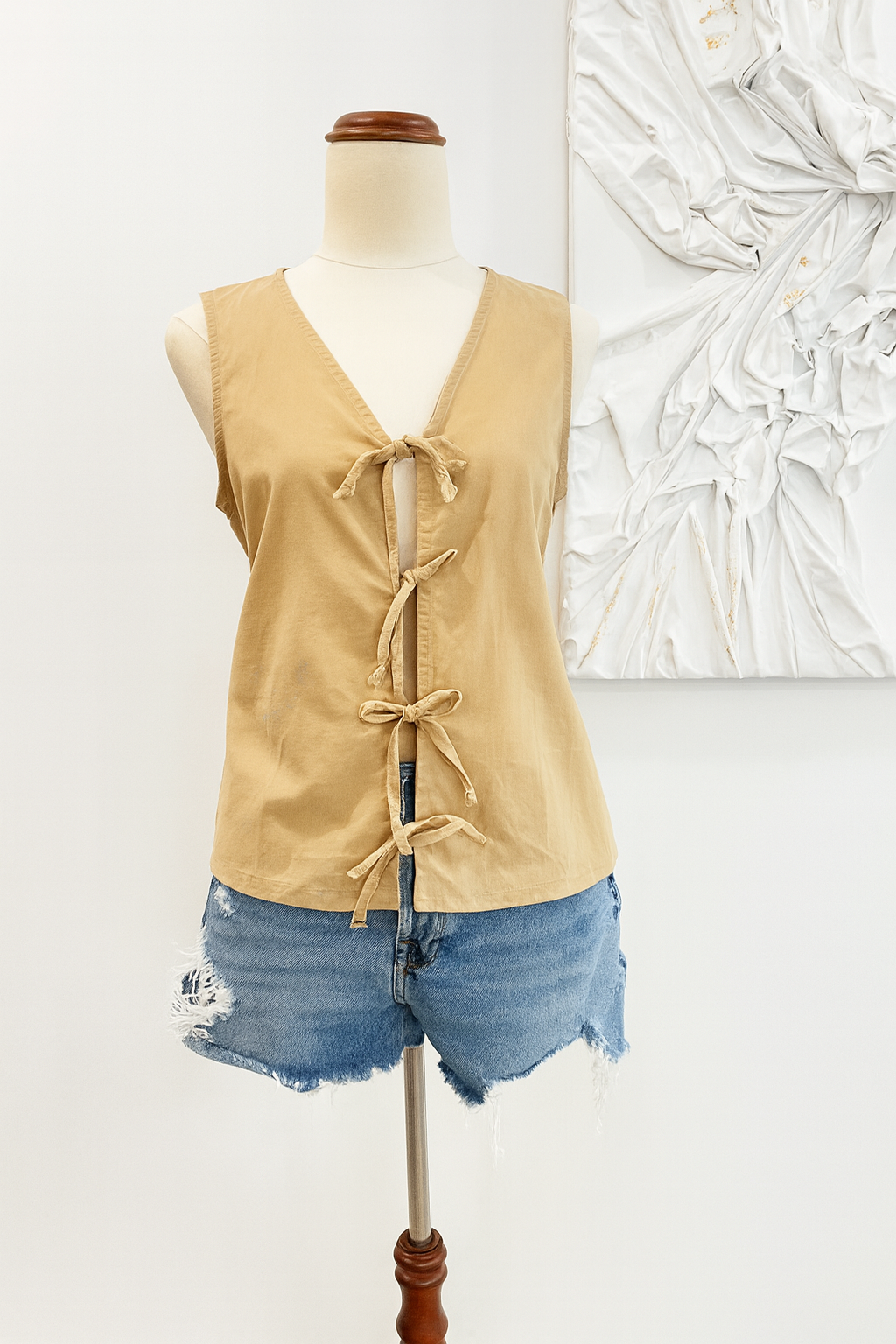 Sleeveless Ribbon Top