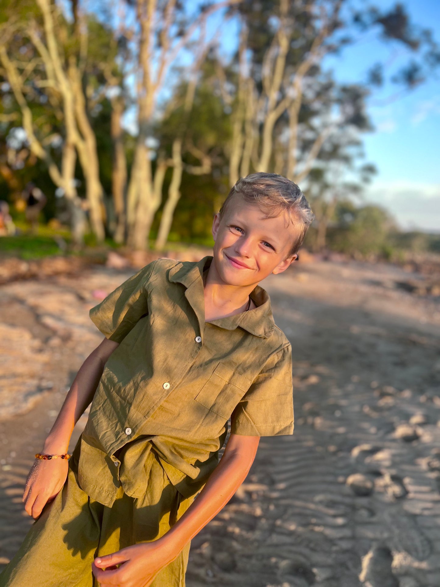 Garden Play (Olive Tone)